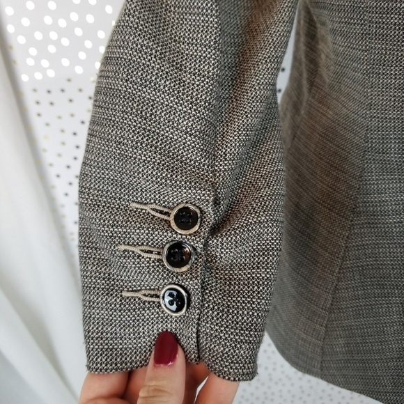 Cabi | Barrista Tweed Blazer | Size 4 - Picture 6 of 8